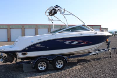 BOATZON | Chaparral 236 SSI 2006