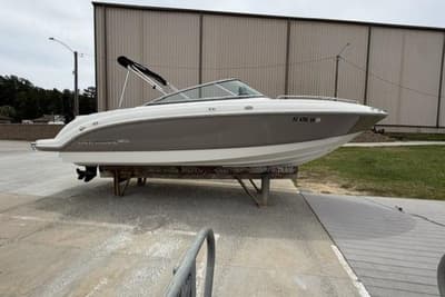 BOATZON | Chaparral 236 SSi 2007