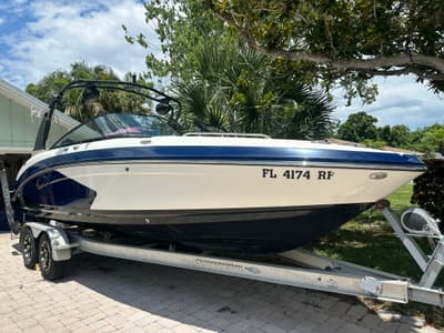 BOATZON | Chaparral 243VRX 2017