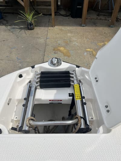 BOATZON | Chaparral 246 SSi 2016