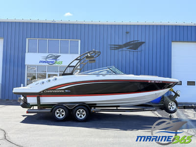 BOATZON | Chaparral 246 SSi 2016