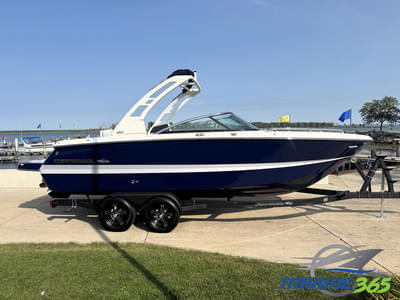 BOATZON | Chaparral 247 SSX 2025