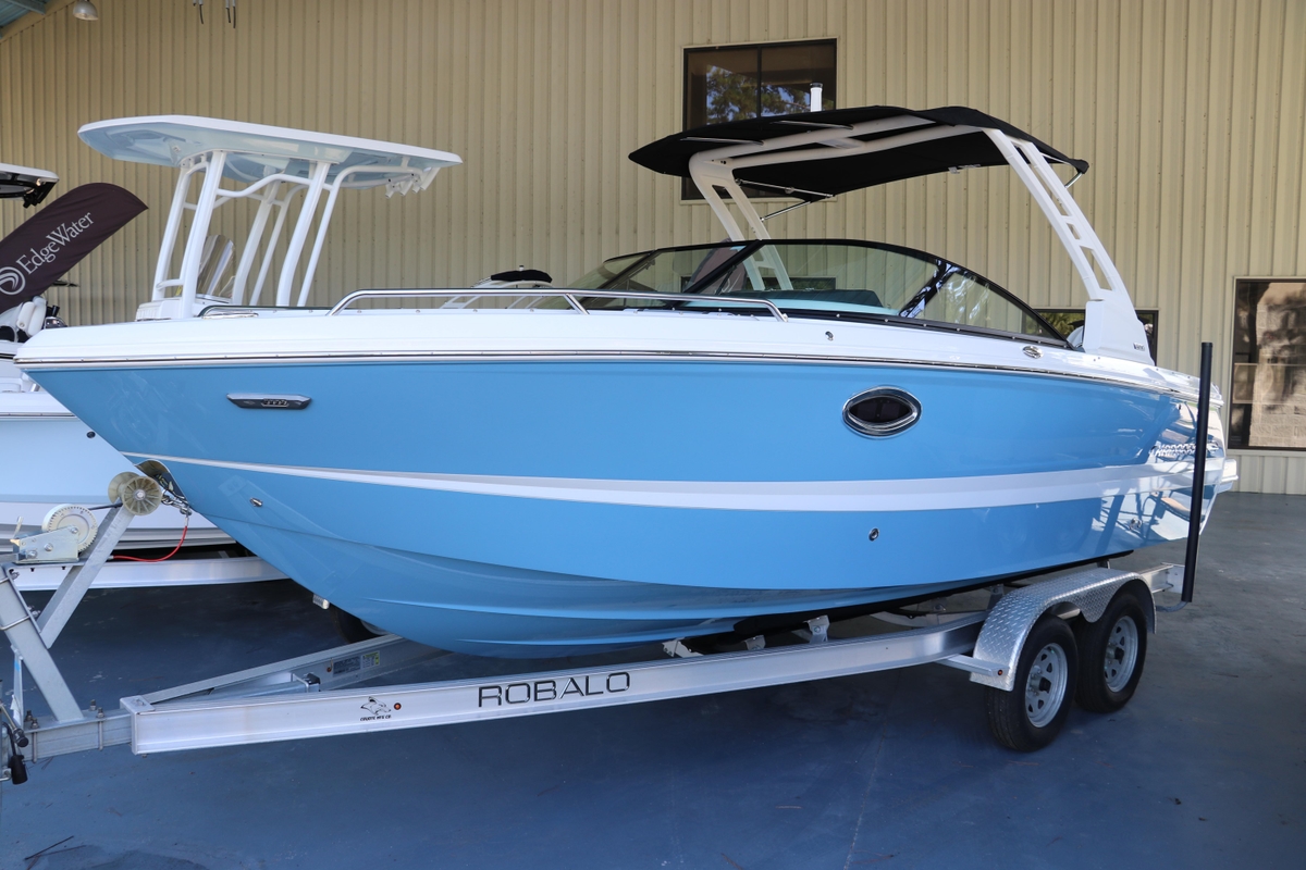 2026 Chaparral 250 OSX - Sold Boat