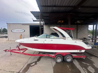 BOATZON | Chaparral 255 SSI 2004