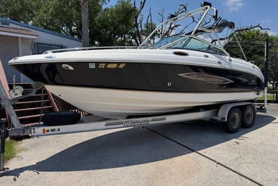 BOATZON | Chaparral 256 SSi 2006
