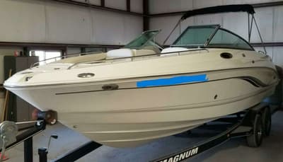 BOATZON | Chaparral 256 SSi 2006