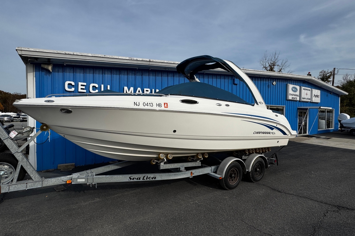 2008 Chaparral 256 SSi - Sold Boat