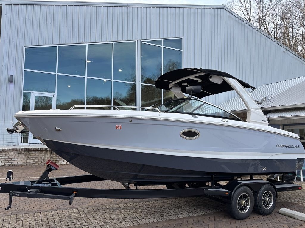 2021 Chaparral 26 Surf - Sold Boat