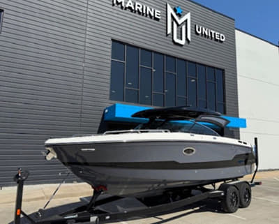 BOATZON | Chaparral 26 Surf 2025