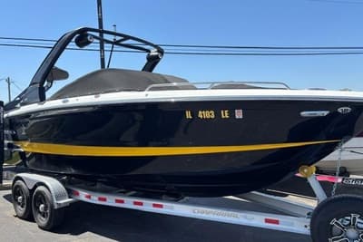 BOATZON | Chaparral 267 SSX 2023