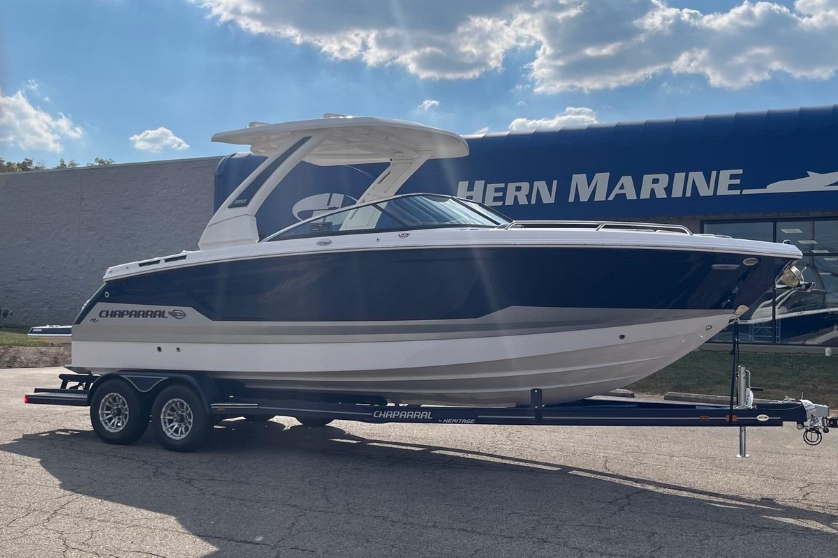 2025 Chaparral 2870 SSX - Sold Boat