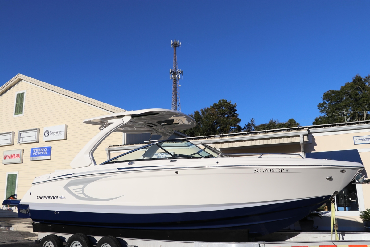 2021 Chaparral 30 Surf - Sold Boat