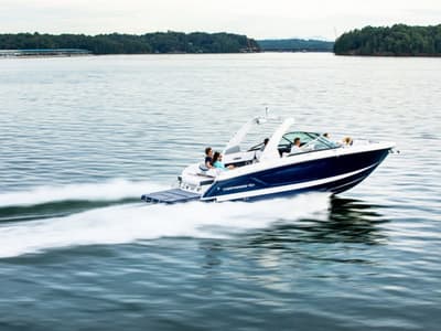 BOATZON | Chaparral 30 Surf 2021