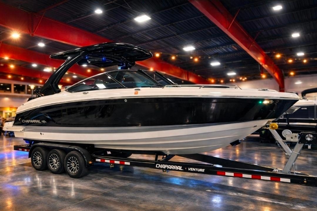 2023 Chaparral 30 Surf - Sold Boat