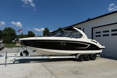 BOATZON | Chaparral 307 SSX 2014