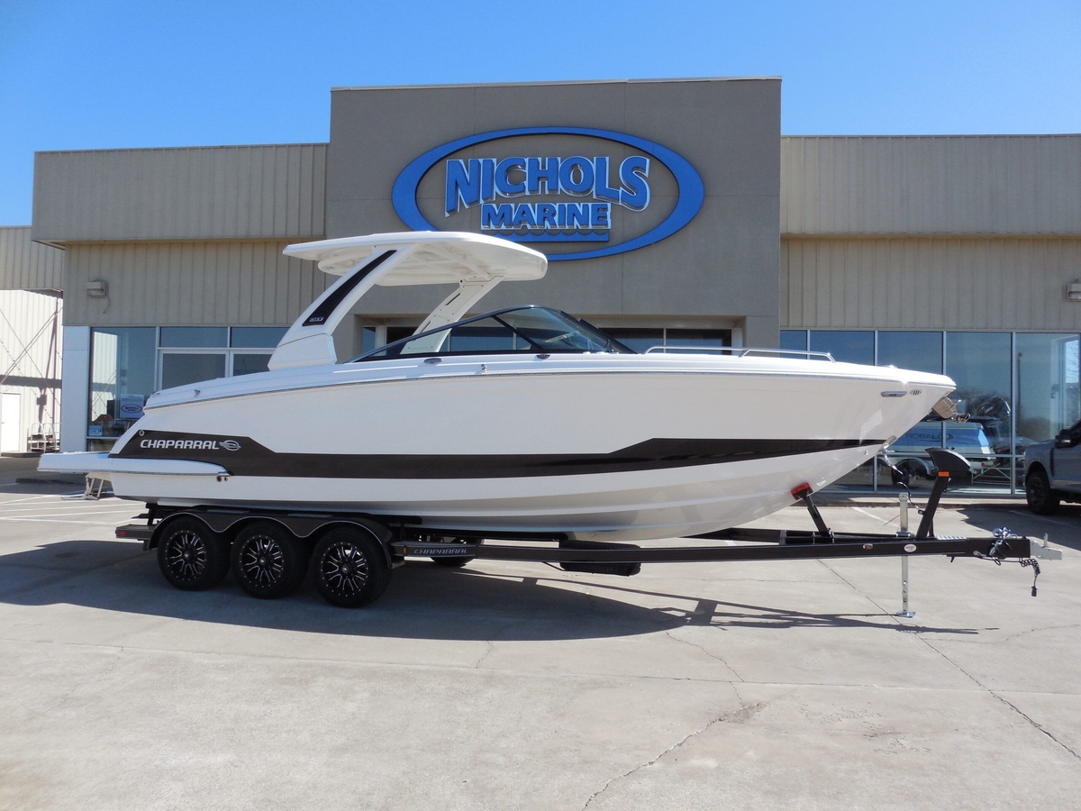 2025 Chaparral 307 SSX - Sold Boat