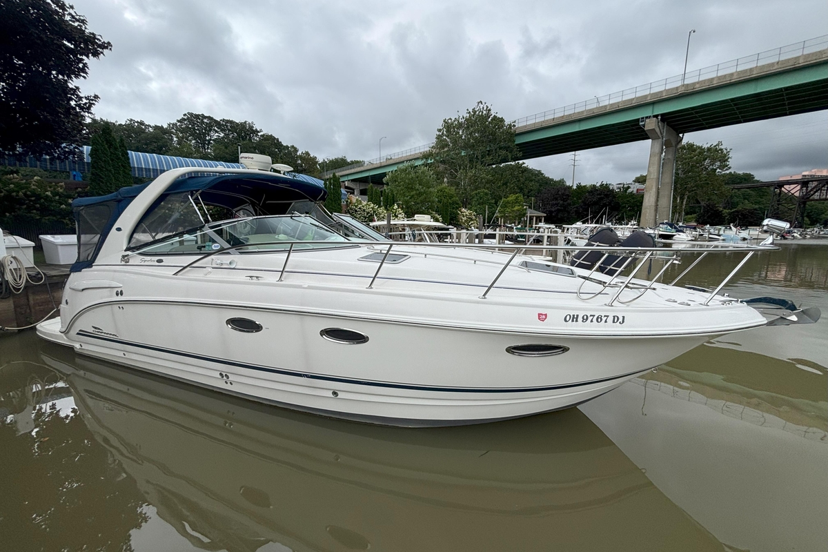 2003 Chaparral 310 Signature - Sold Boat