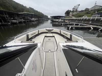 BOATZON | Chaparral 317 SSX 2019