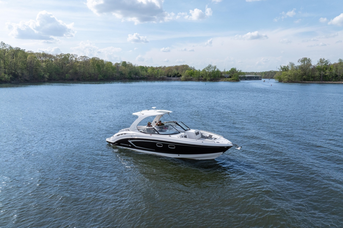 2014 Chaparral 327 SSX - Sold Boat