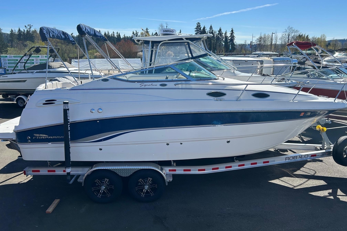 2001 Chaparral Signature 240 - Sold Boat