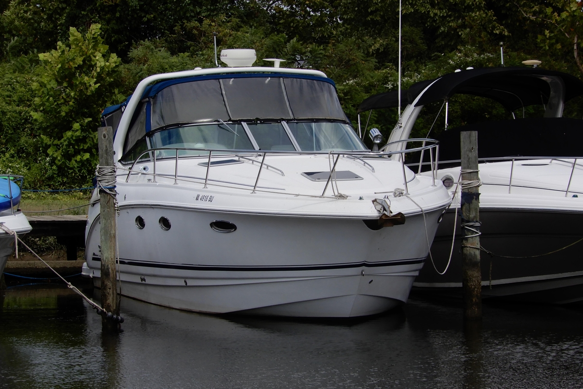 2002 Chaparral Signature 320 - Sold Boat