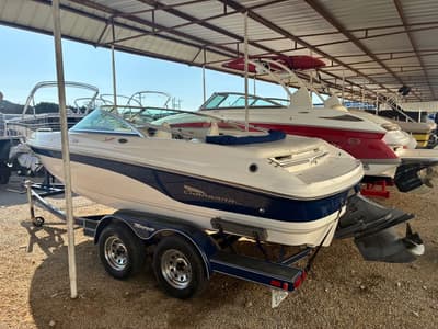 BOATZON | Chaparral SSI 196 2002