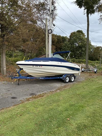 BOATZON | Chaparral SSi 210 2004