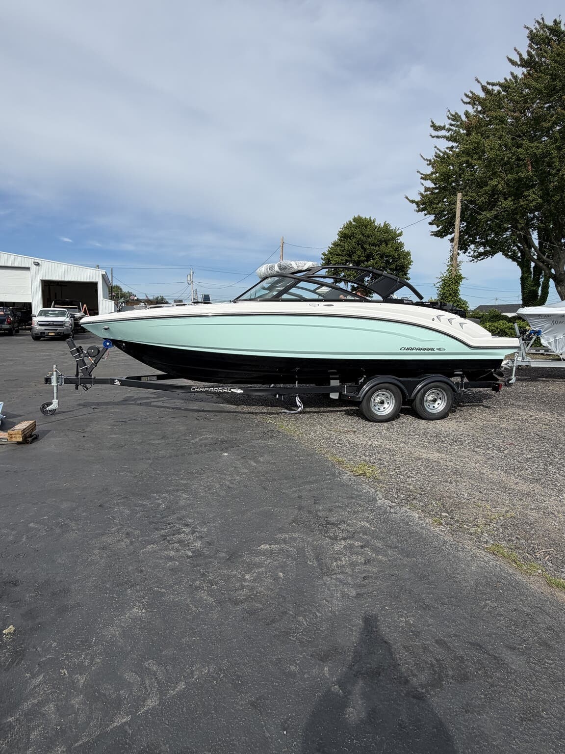 2027 Chaparral SSI 23 - Sold Boat