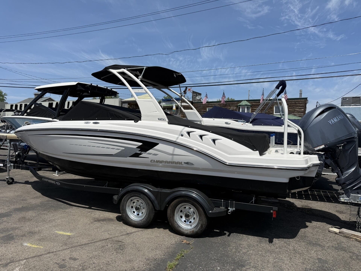 2026 Chaparral SSi OB 23 - Sold Boat