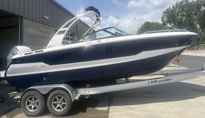 BOATZON | Chaparral SSX 4 2026