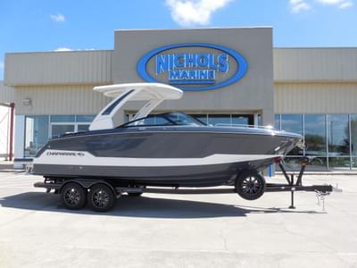 BOATZON | Chaparral SSX 8 2026