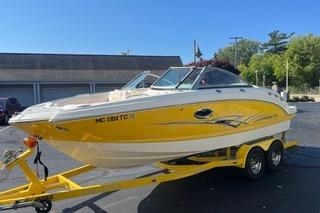 2008 Chaparral Sunesta 224 - Sold Boat