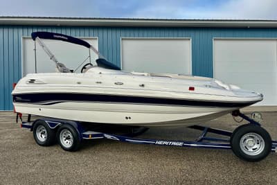 BOATZON | Chaparral Sunesta 233 2000