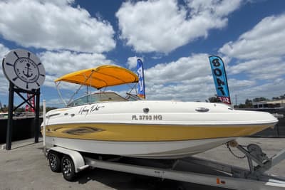 BOATZON | Chaparral Sunesta 236 2006