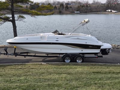 BOATZON | Chaparral Sunesta 242 2002 BOATZON | Chaparral Sunesta 242 2002