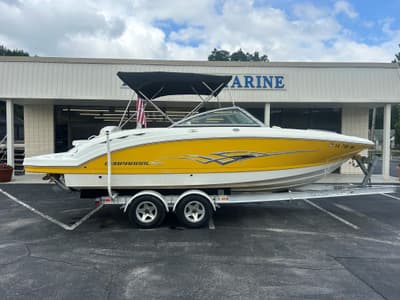 BOATZON | Chaparral Sunesta Wide Tech 244 2008