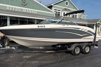 BOATZON | Chaparral Vortex 223 VR 2018