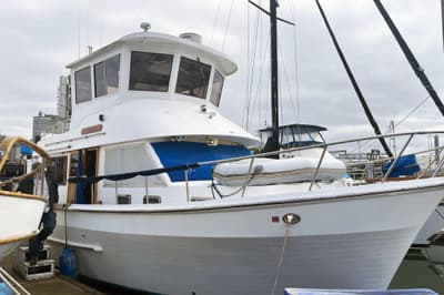 BOATZON | CHB 42 Aft Cabin Trawler 1985