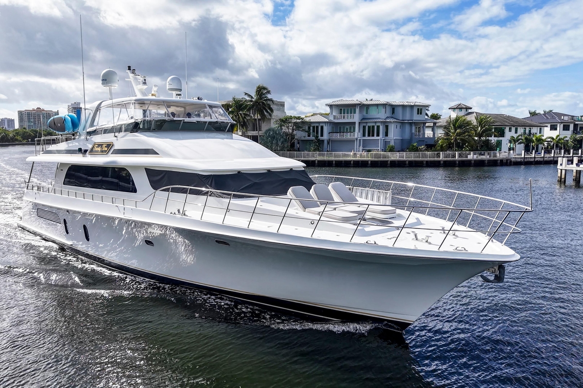 2006 Cheoy Lee Bravo Series - Sold Boat