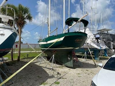 BOATZON | Cheoy Lee Clipper 1974 BOATZON | Cheoy Lee Clipper 1974