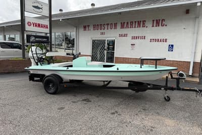 BOATZON | Chittum Skiffs 18 Laguna Madre Carbon 2026