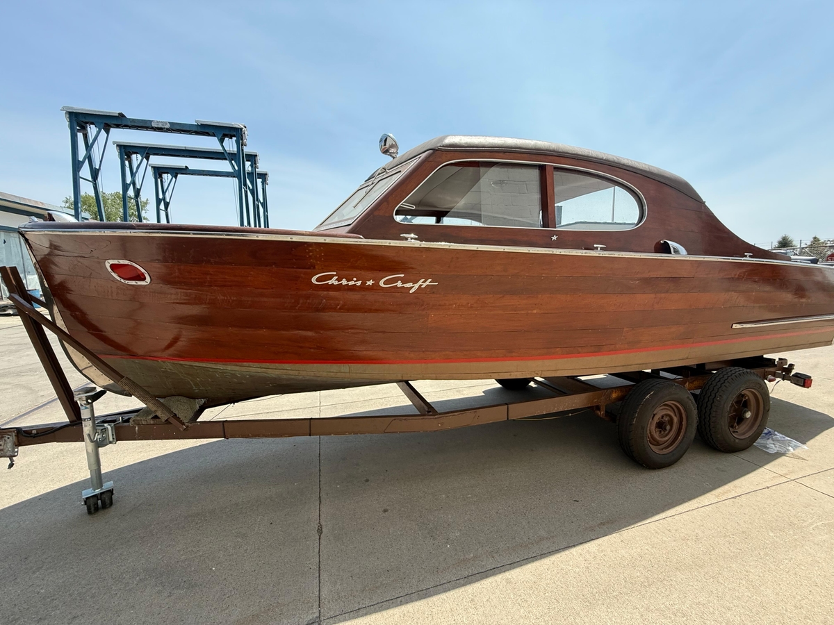 1950 Chris-Craft 22 Custom Sedan - Sold Boat