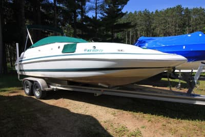 BOATZON | Chris-Craft 232 Sport Deck 2000