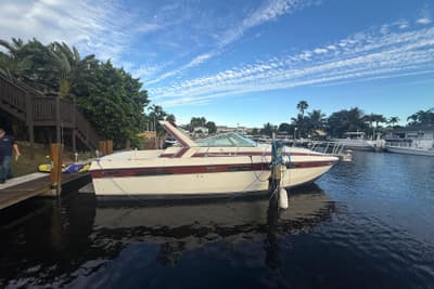 BOATZON | Chris-Craft 336 Commander 1986