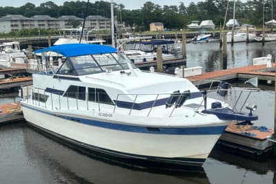 BOATZON | Chris-Craft 381 Catalina 1984 BOATZON | Chris-Craft 381 Catalina 1984