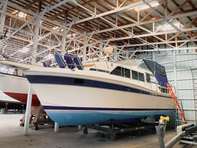 BOATZON | Chris-Craft 381 Catalina 1985