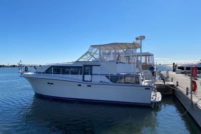 BOATZON | Chris-Craft 381 Catalina 1988