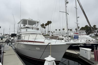 BOATZON | Chris-Craft 422 Commander 1987