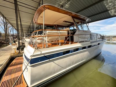 BOATZON | Chris-Craft 43 Roamer 1964
