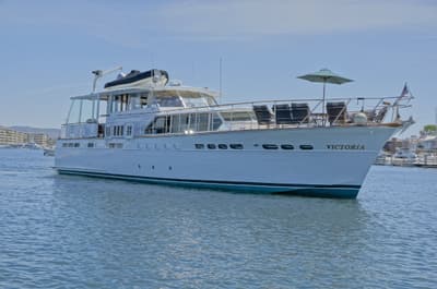 BOATZON | Chris-Craft 66 Constellation 1964